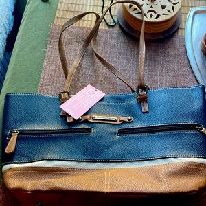 NWT!! Stone Mountain Women’s Pebble Leather Large Tote Bag Bonded Leather